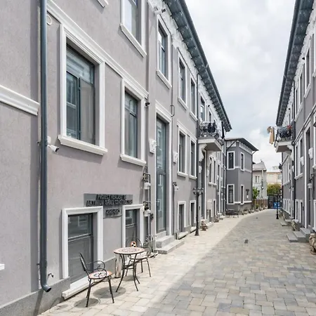 Apollo 2 Apartament *