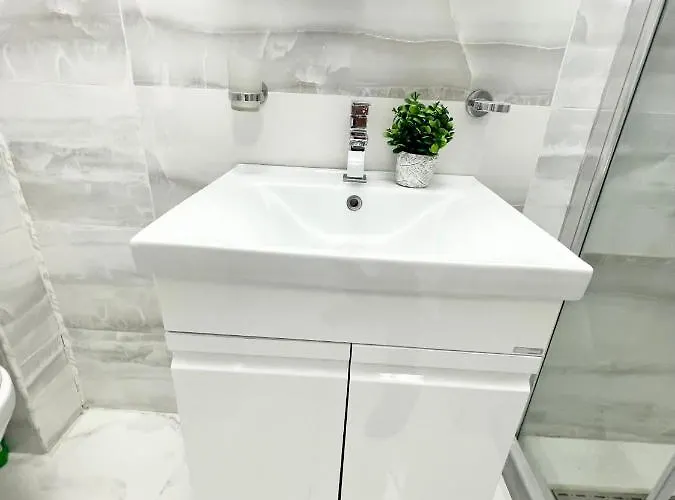 Apartament Apollo 2 *