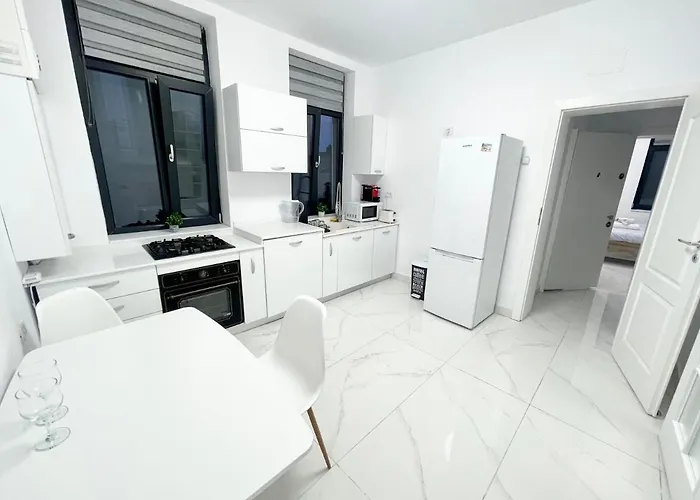 Apollo 2 Apartament *