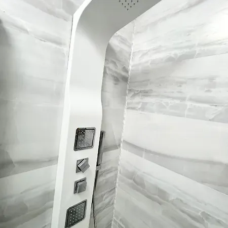 Apollo 2 * Бухарест